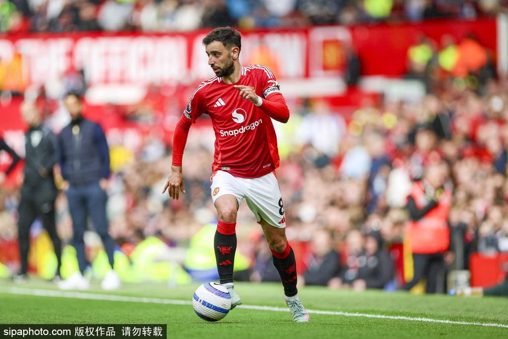 B费真要走？曼联新帅曝惊人计划：囊中羞涩也敢想三大强援！